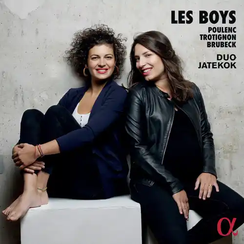 Les Boys Latest