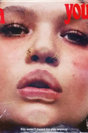 Professional Grade Lola Young - Messy (Single)