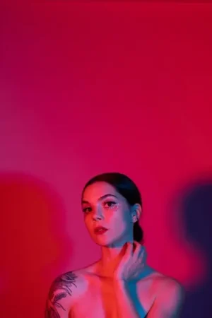Kayleigh Goldsworthy - Laerning To Be Happy (Pink) (LP) Direct From Manufacturer